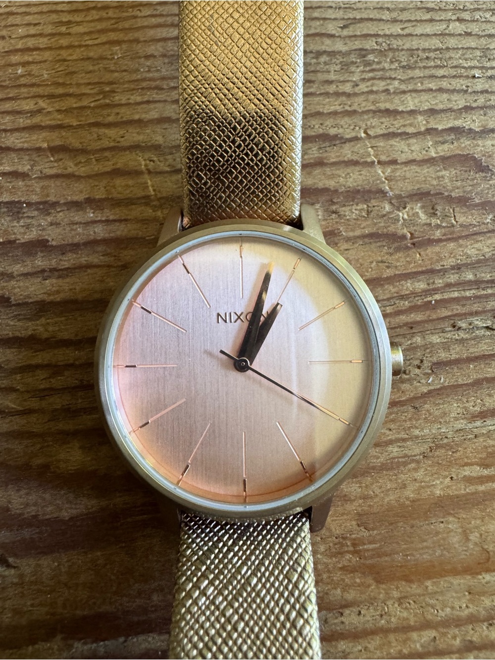 Nixon Kensington ‘Movin Out’ Watch in Rose with Gold Leather Strap